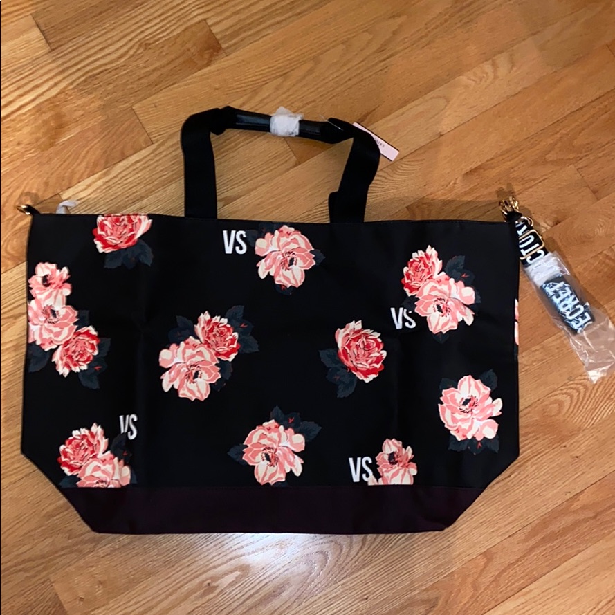 Brand New Vs Tote